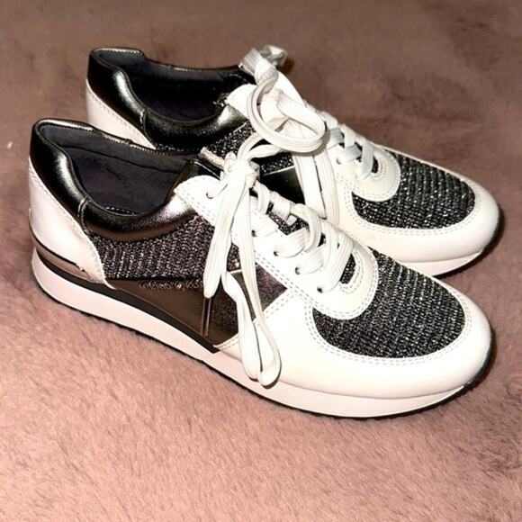 NWOT Michael Kors Allie Trainer Size 5.5 - Picture 1 of 7